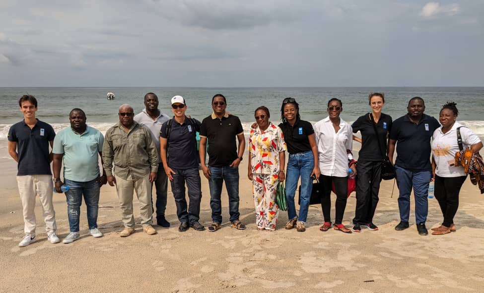 UNDPGabon1's tweet photo. Retraite fructueuse de deux jours au parc national de #Pongara avec les responsables et les unités de planification de @Parcs_Gabon , @UNDPGabon1  et de @UNESCOGabon  pour planifier la suite des projets financés par le @CAFISecretariat en 2024.  Stronger Together! https://t.co/z14yqQSkVj