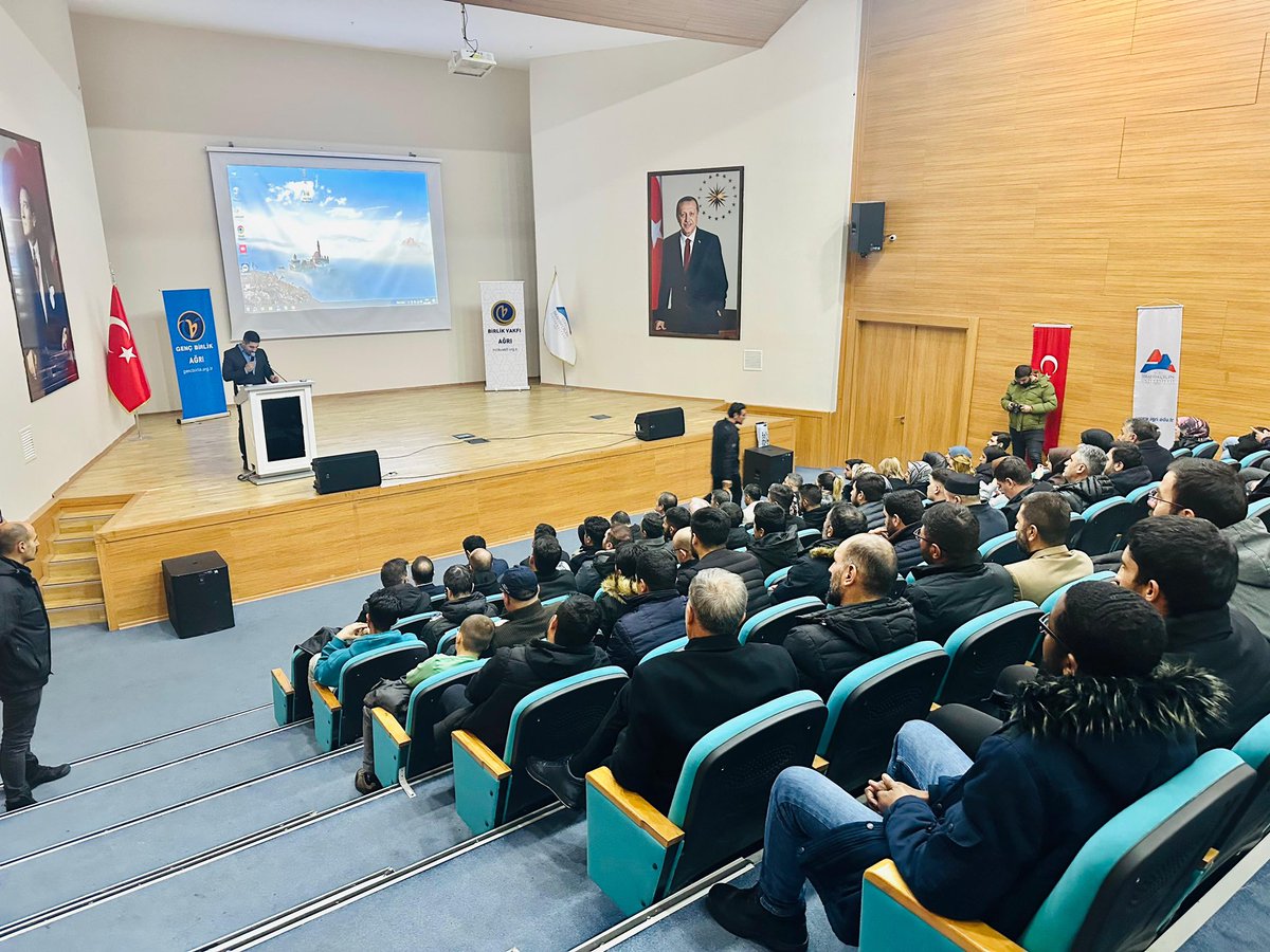 melihdenizbv's tweet photo. Konuğumuz Deprem Uzmanı Yoshinori Moriwaki hocamızın anlatımıyla DEPREME HAZIR MIYIZ? konulu seminerimizi gerçekleştirdik. Programımıza katılan herkese teşekkür ederiz. Verimli bir seminer oldu. Ülke olarak çok eksiğimiz olduğunu da bir kez daha hatırladık. https://t.co/YqXB8t0dHZ