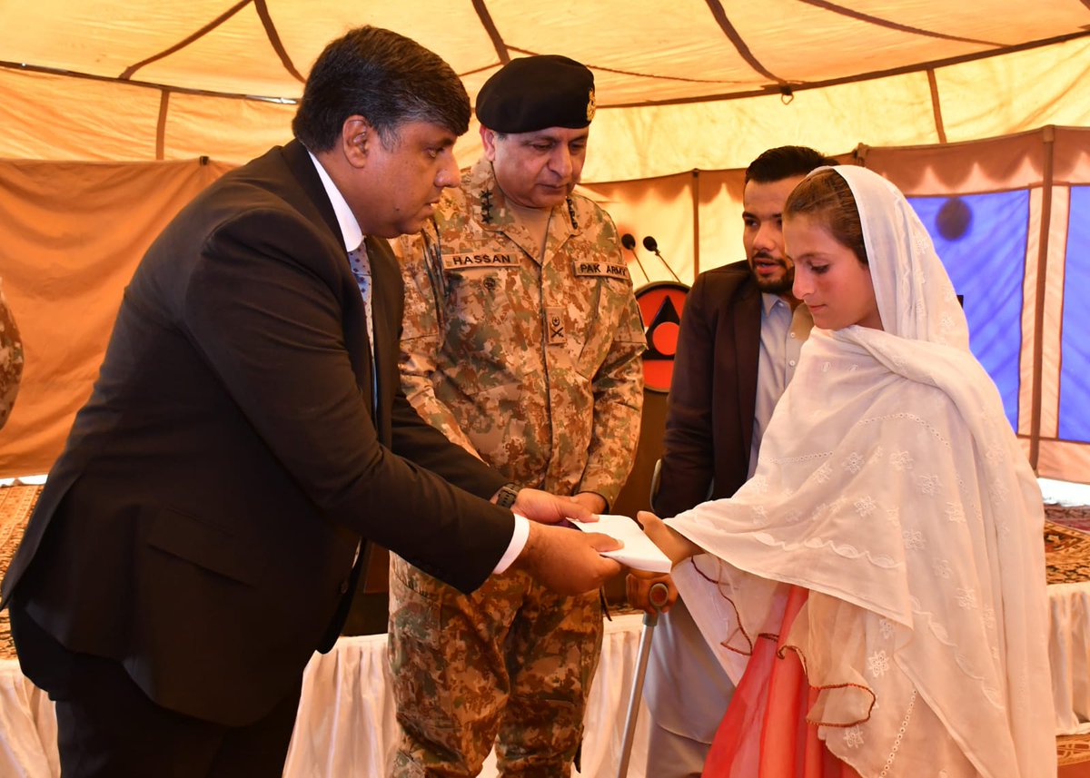 Jana_Shah's tweet photo. Corps Commander XI, 
Lt. Gen. Hassan Azhar Hayat assures victims of landmines and UXO of all-out support during an interaction. He was speaking as a chief guest at a ceremony by FATA Disabled Welfare Organisation, sponsored by 11 Corps. He emphasises awareness, clearance operations, & the need for implementing the dormant 2012 disabled policy. He advocates for its inclusion in the upcoming donors conference, supports the Disabled Centre idea, and pledges wholehearted Army support for war-affected individuals.