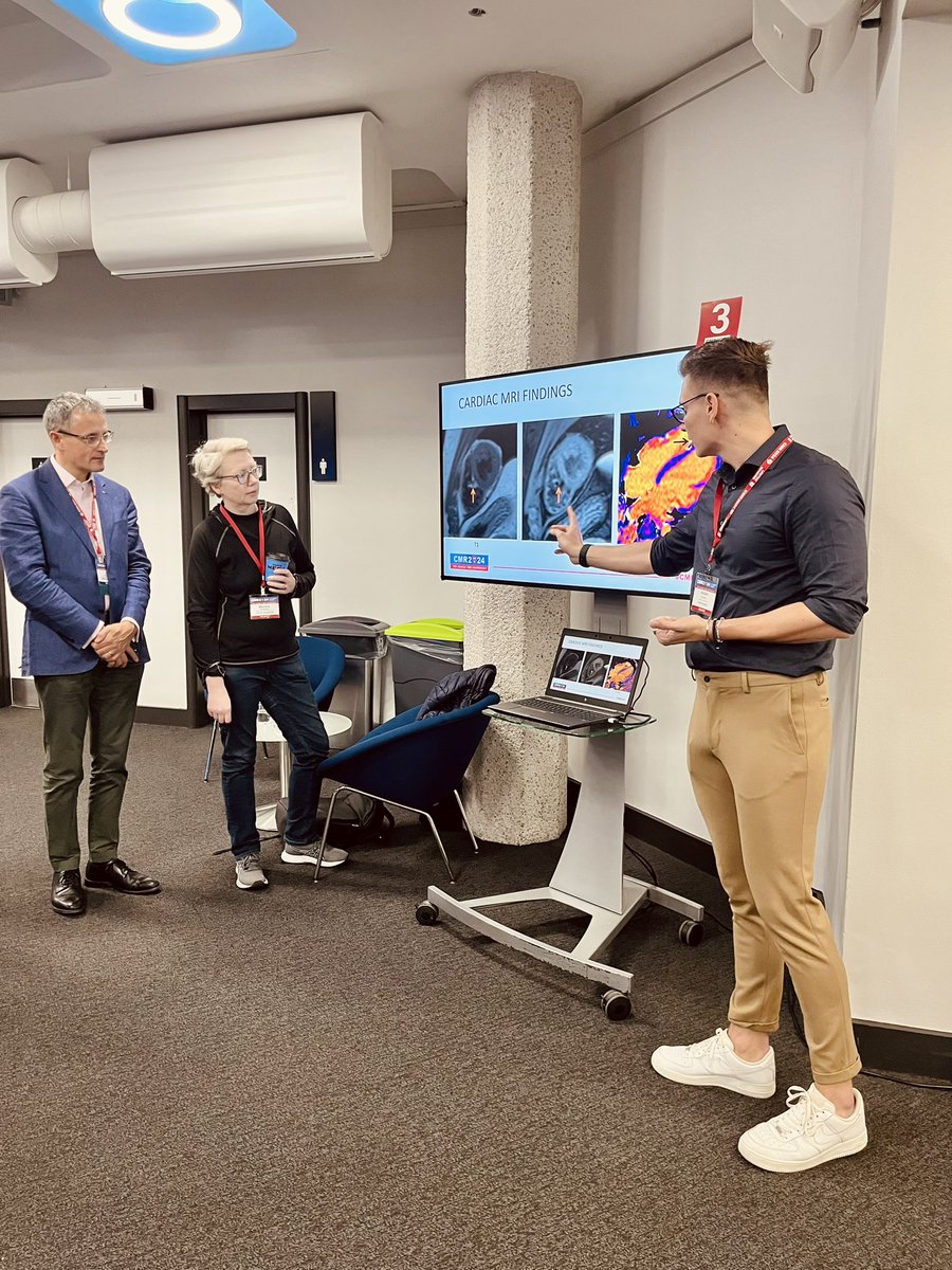 KateHanneman's tweet photo. Stellar rapid fire presentations by @UofTMedIm @imagingtoronto trainees 
#whyCMR #CMR2024 👏🏻🤗🤩 @ElsieRadiology @dineshpmcc1 @GauriKarur @minipakkal @SCMRorg https://t.co/OOg56AKA1B