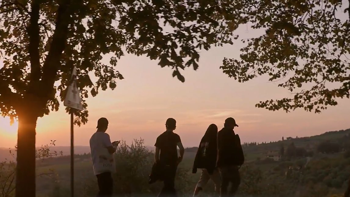 hoshi, dokyeom, vernon, jeonghan 🥹🌅