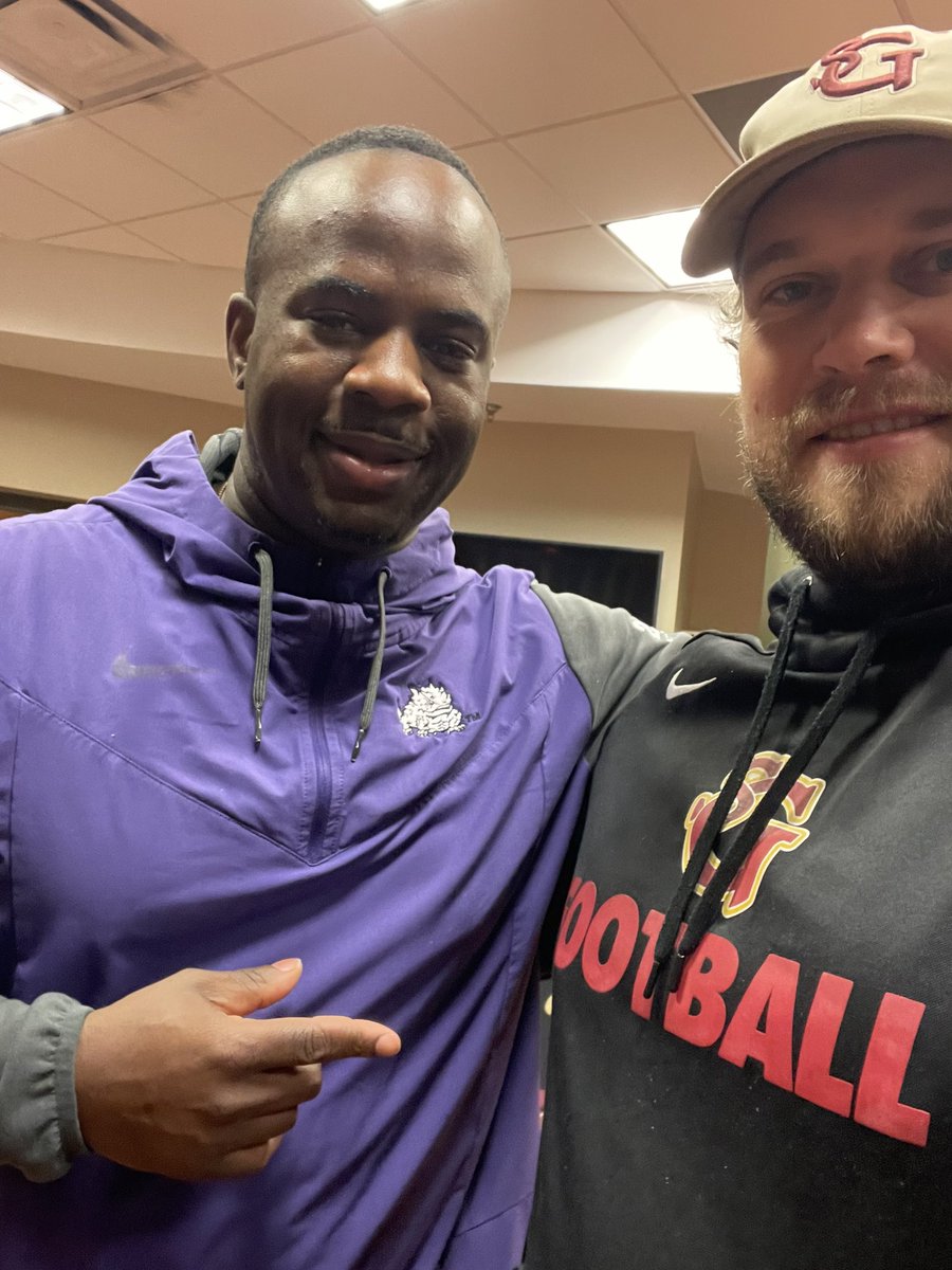 Coach_Atkins's tweet image. Thankful to see my friend @AnthonyJonesFB with @TCUFootball this morning at workouts!! @SGGryphFootball
