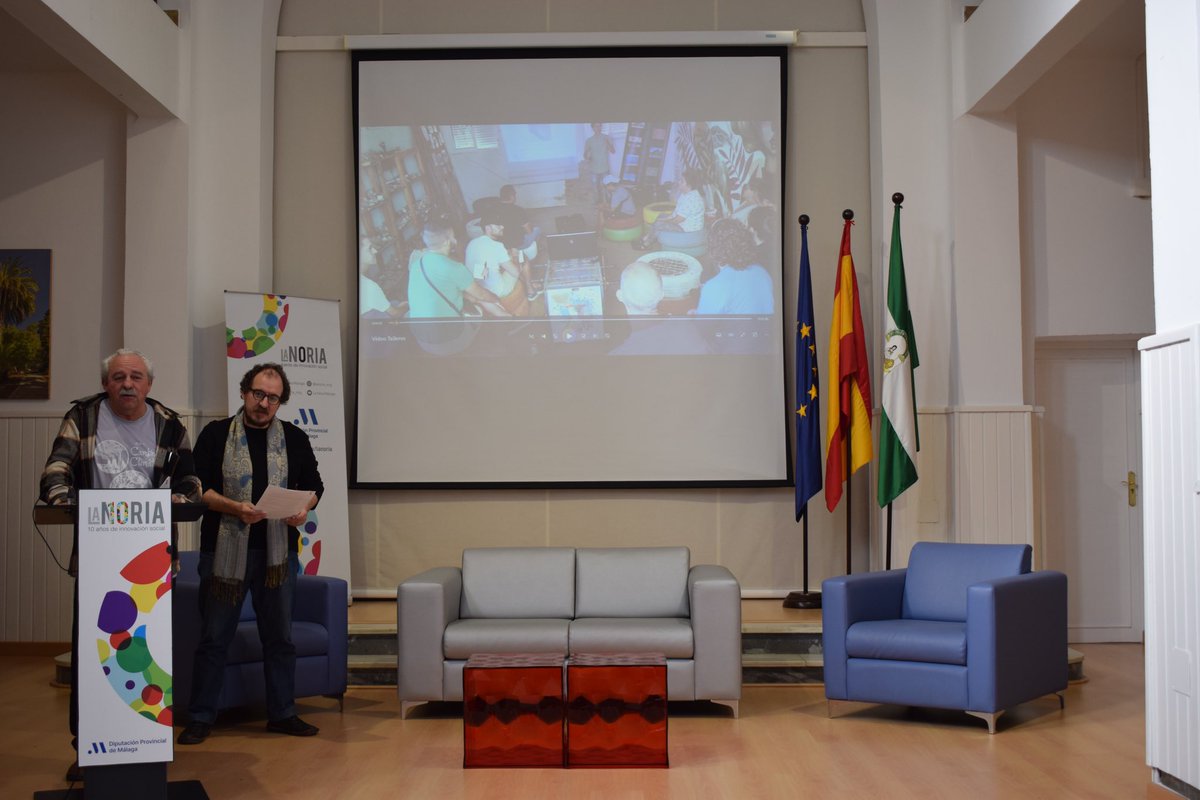 🪵La Noria impulsa las oportunidades de la #bioconstrucción en el territorio rural

🤝Las asociaciones Tabularium,<a href="/AlmijaraAmma/">Asociación Almijara</a> y <a href="/AsocElPasero/">Asociación Cultural El Pasero</a> impartieron talleres de técnicas tradicionales y ecológicas, y expusieron los resultados de cursos impartidos

👉bit.ly/3HzdVbG