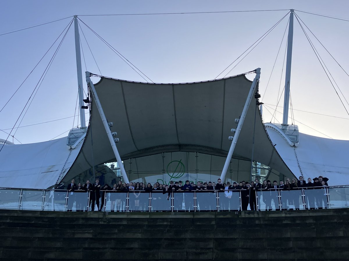 Mrs_Russell_Geo's tweet photo. All S1 pupils @KilsythAcademy are enjoying a fantastic day out @ourdynamicearth today. 🌍 🌋 🧊 https://t.co/M8TPuFqbDC