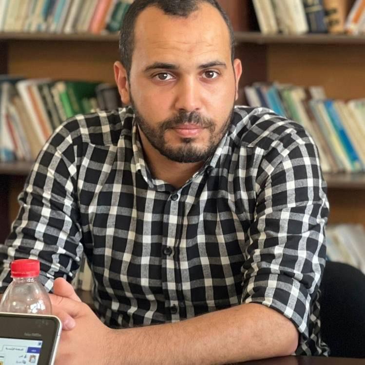 د.حذيفة عبدالله عزام (@huthaifaabdulah) on Twitter photo الكريم ابن الكرام الشجاع المقدام البطل الهمام مهند رزق جبريل صاحب الصيحة المدوية (حلل يا دويري) يرتقي شهيدا مقبلا غير مدبر بعد أن أقام الحجة على الأمة وأدى ما عليه تجاه دينه ومسرى نبيه وأمته
<a href="/FayezAldwairi/">Fayez Al-Dwairi I اللواء فايز الدويري</a> الكريم ابن الكرام الشجاع المقدام البطل الهمام مهند رزق جبريل صاحب الصيحة المدوية (حلل يا دويري) يرتقي شهيدا مقبلا غير مدبر بعد أن أقام الحجة على الأمة وأدى ما عليه تجاه دينه ومسرى نبيه وأمته
<a href="/FayezAldwairi/">Fayez Al-Dwairi I اللواء فايز الدويري</a>