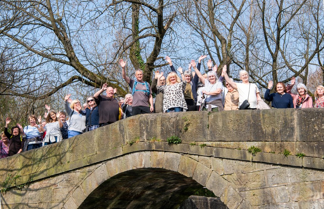 #UnitingTheMovement in #Oldham saw @OldhamCouncil, Oldham Sports Development and @UProjects4U colleagues work together to create a series of pharmacy walks to get more people moving and spreading the word about healthcare services available🚶 Full story: gmmoving.co.uk/media/5585/old…