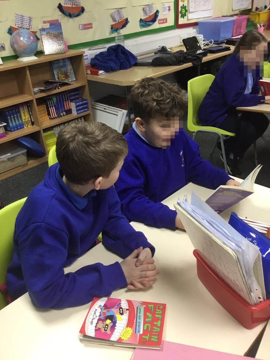 LeysFarm's tweet photo. Year 4 and Year 6 joined together today for a paired reading session.#LFJSReading #LFJSEnglish https://t.co/6hpLa0yfLo