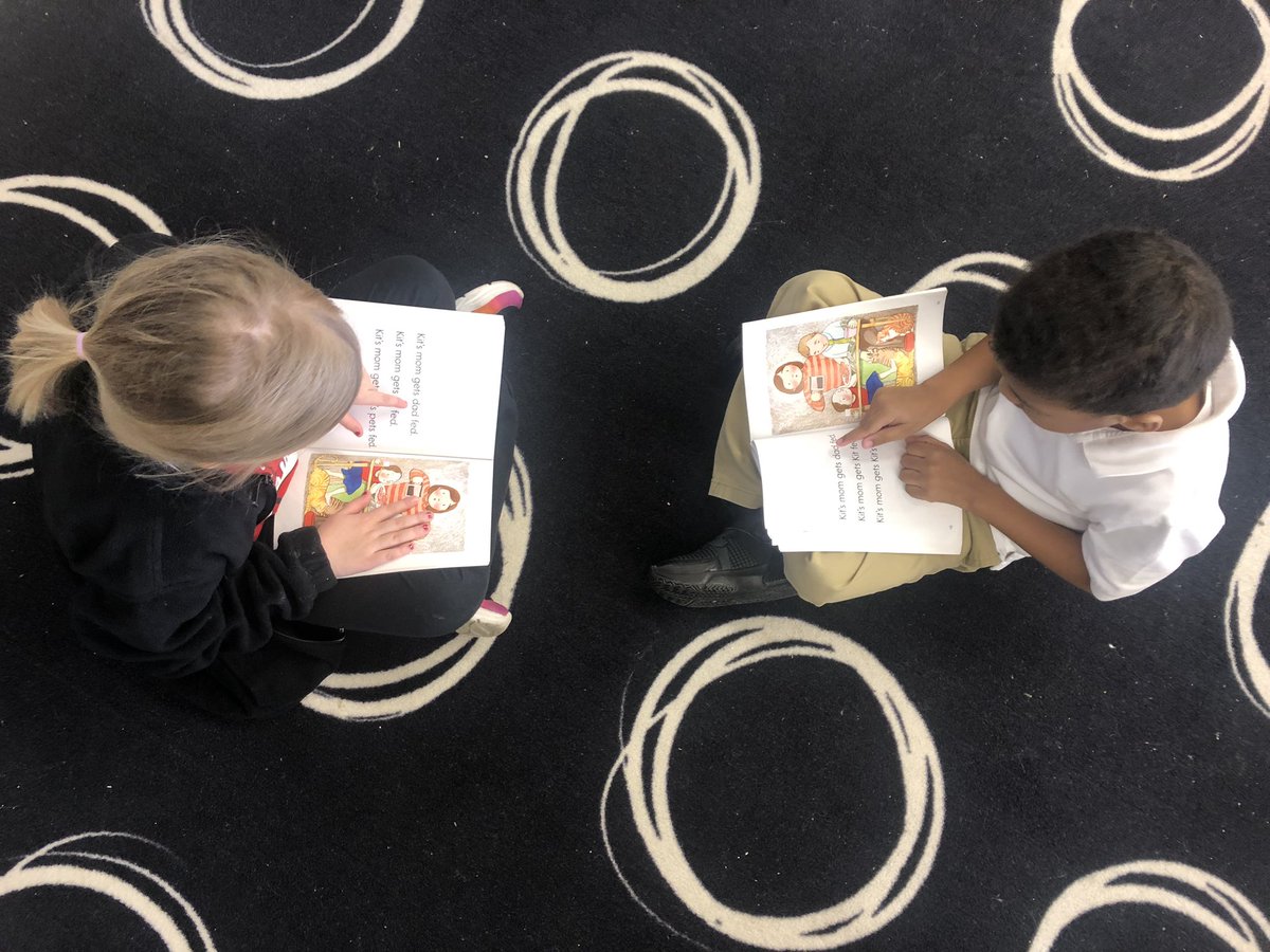 mcguire_teaches's tweet photo. Partner reading in KINDERGARTEN today! 🐾❤️ #WeArePopePanthers #ChooseUs https://t.co/2nXTfOgRzN