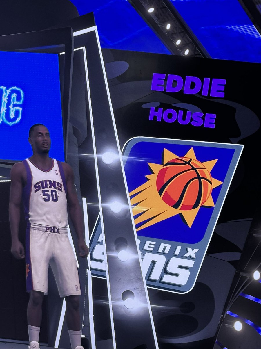 Takis10's tweet photo. @NBCSCeltics this is not @EddieHouse_50 😭 https://t.co/8ZlONUmNRW