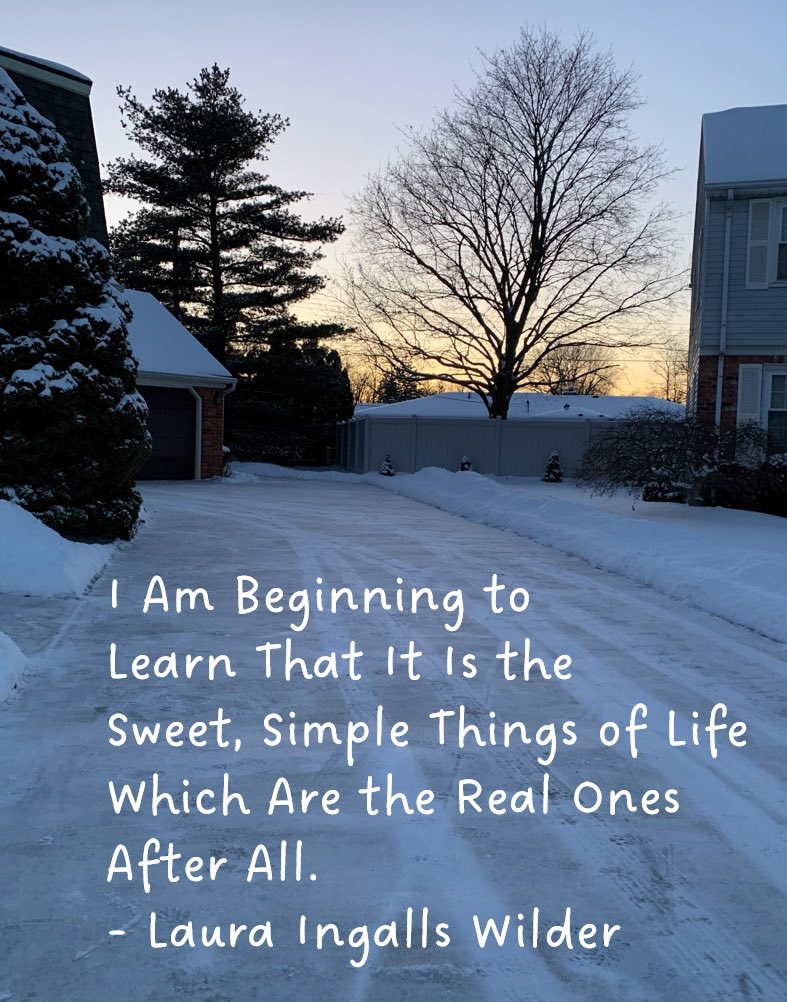 LiveaMemory's tweet image. It Was Very Cold Out -
But I Had to Shovel the Snow.❄️
When I Was Done I Looked Up to See a Lovely Sunset - I Had to Smile.😀
On This Day &amp;amp; Every Day - Let’s Keep Our Eyes, Minds &amp;amp; Hearts Open to Enjoy the Sweet Simple Things That Are Always Around.
#SimpleThings #quotesaboutlife