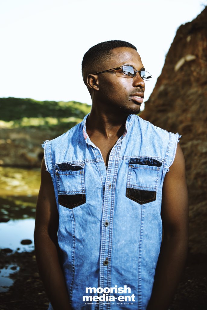 meggod_pk's tweet image. I’m 🫃 with 3 projects
-Project P (EP)
-Oh Meggod Its PK My Nikka (EP)
-Late Night Music Video
Photos by: @unkle_kriaitive 🔥

Ready or not here we come!!
#ohmeggoditspkmynigger 
#shoddy
#projectP