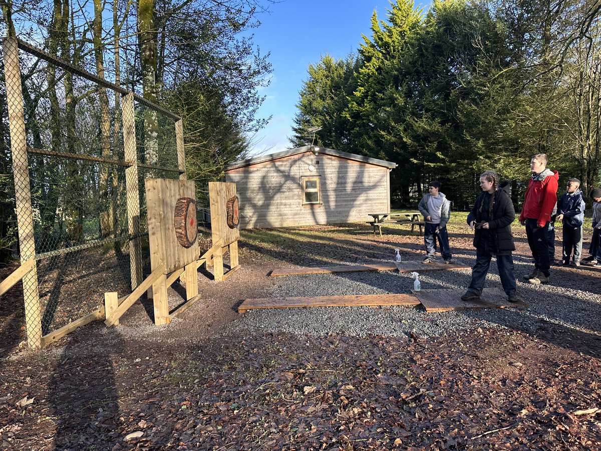 MrMcNulty3's tweet photo. Hitting the bullseye during axe throwing 🪓 https://t.co/NTpvbEpoqI