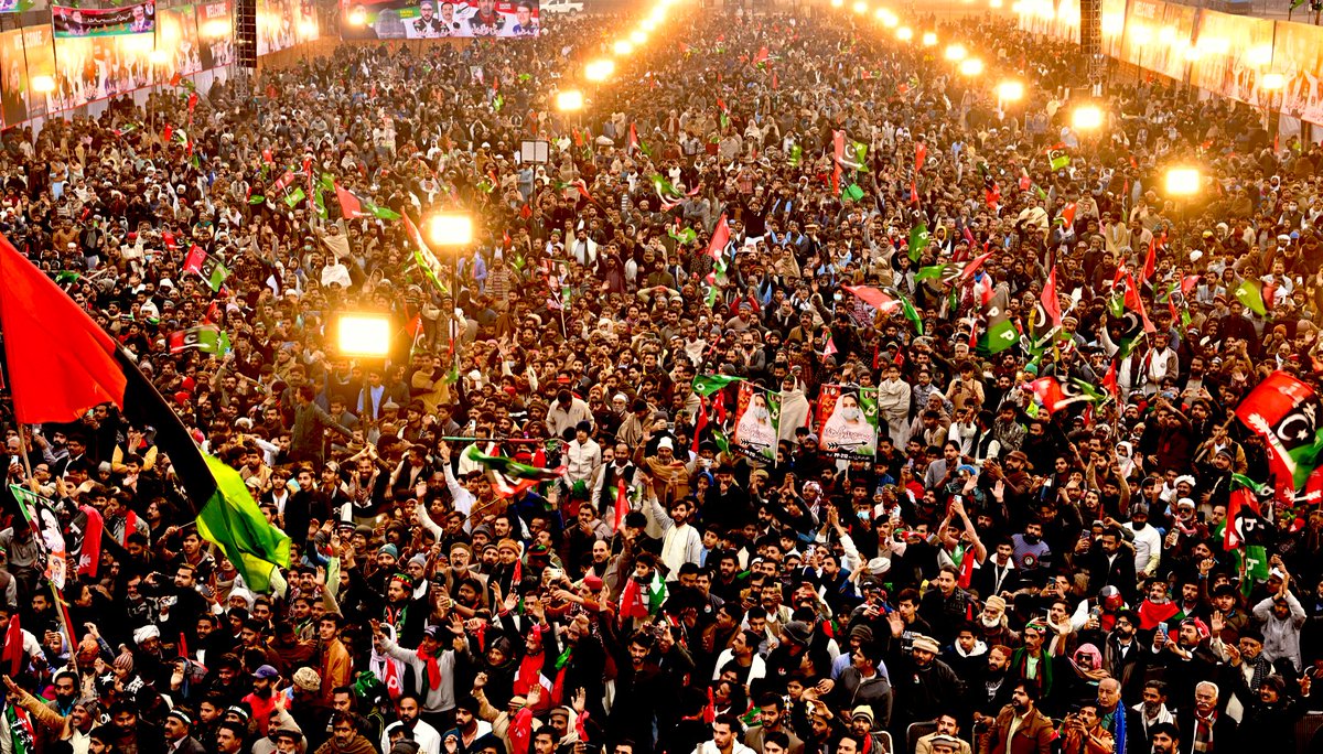 BBhuttoZardari's tweet photo. The sea of people gathered in Multan is a powerful testament to the will of the people to see a fairer Pakistan. A Pakistan where every individual can live with dignity. Our 'Awaami Muashi Muahida' serves as a blueprint for turning the will of the people into reality. I urge all Pakistanis to join us in putting an end to the old politics of exploitation, division, and hatred. On February 8th, vote for the 'Teer' and choose a brighter future for all.