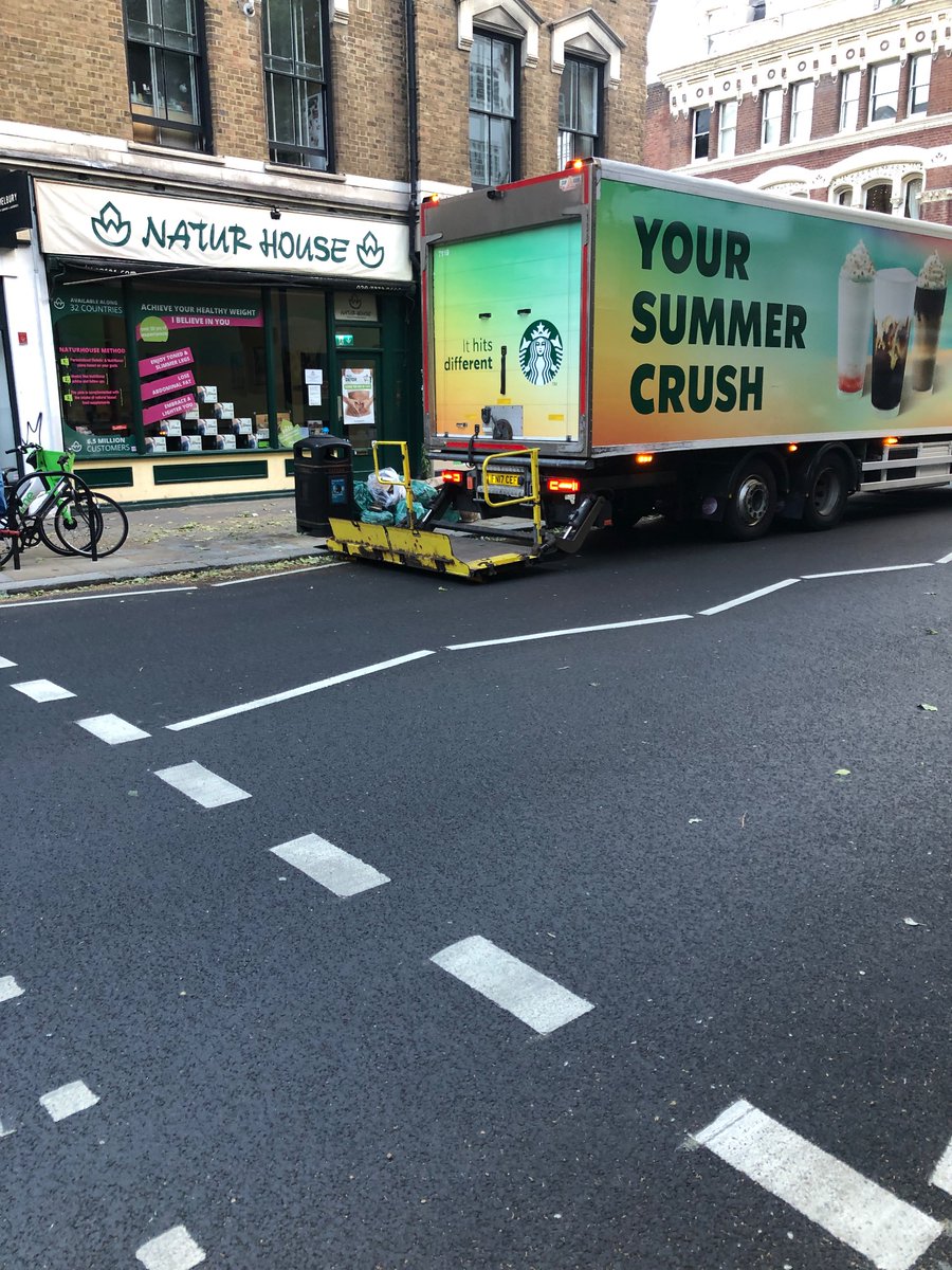EMDOC21's tweet photo. @DulwichRoads @metpoliceuk @WestDulParent @saferrosendale @AirRosendale @lane_cycle @AirCroxted @nocarschoolrun @DWSchoolStreet @mcash https://t.co/ItNL18n9tZ