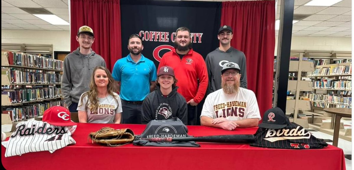 MarcRutledge7's tweet photo. We are so proud of you dude. You have put in many years of hard work and dedication. You deserve the best. @NateRutledge1 https://t.co/7DI3MDjvfY