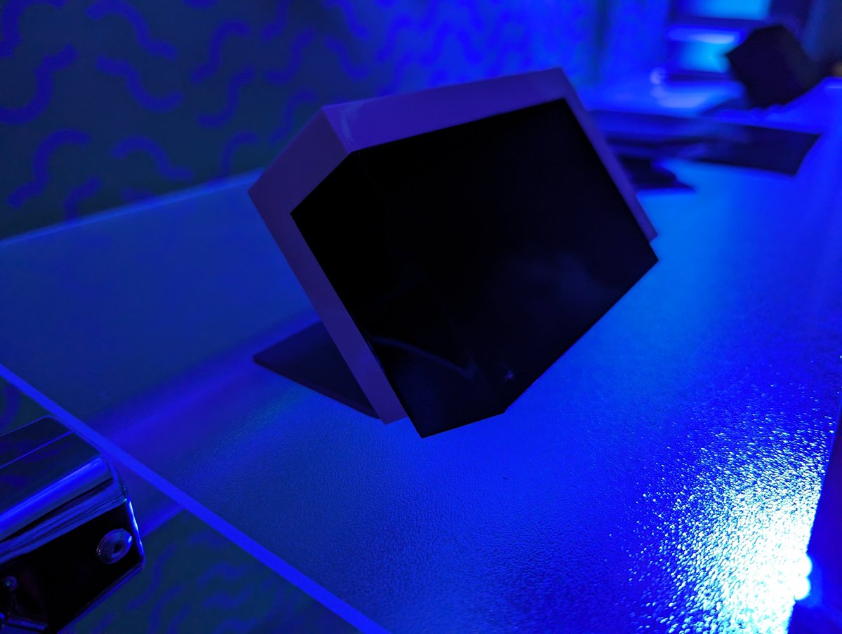 Monsieur-TK tweet media