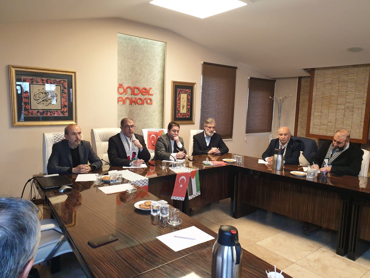 eyadakademi's tweet photo. Filistin için tek yüreğiz 🇹🇷🇵🇸

Çocukların öldürüldüğü bir zamanda sessiz kalmak, suça ortak olmaktır!

ASTP bünyesindeki STK temsilcilerine yönelik düzenlenen soykırımcı İsrail'in Gazze Şeridi'ne yönelik saldırılarına ilişkin bilgilendirme toplantısına katıldık.

@haliletyemez https://t.co/GuJflHycaA