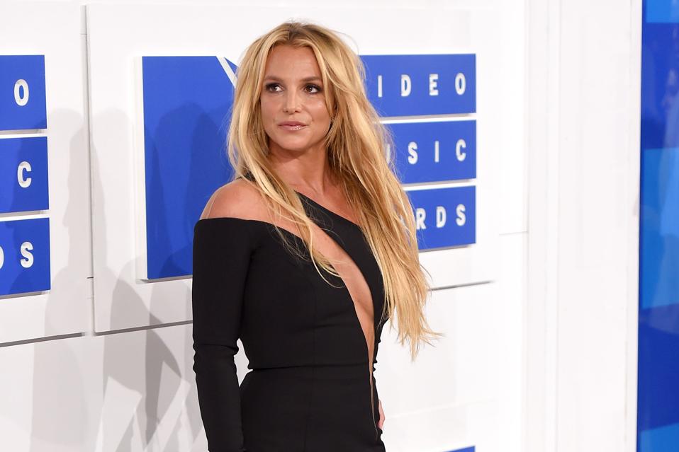 Britney Spears's song "Selfish" is quickly shooting up the iTunes chart, following the release of Justin Timberlake's new single of the same name. 
go.forbes.com/c/VNxS