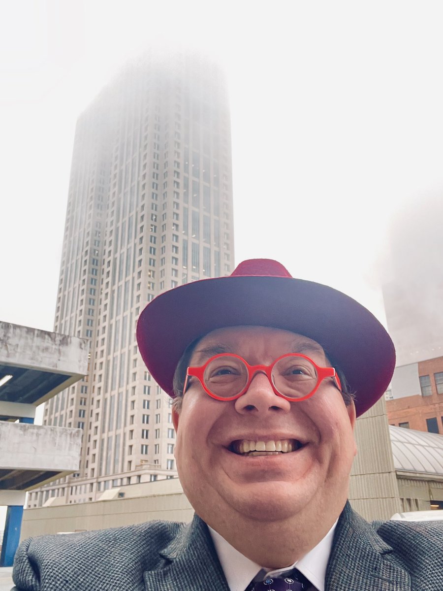lawyerschiff's tweet photo. Beaming my way through the fog on an awesome Friday!

Starting with some administrative license suspension work, then a full day of #TrueCrime and #Politics!

See yall at 10am on @LocalNewsLiveTV for some #TalkingTrump! https://t.co/75YzbjBf7R
