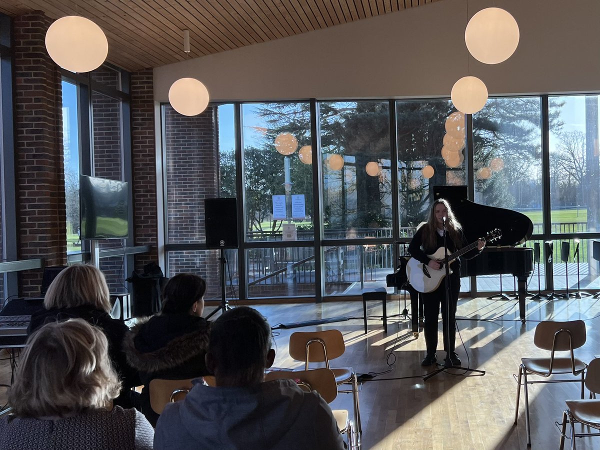 LeightonParkMus's tweet photo. Songwriter Spotlight Series has started with a bang! Alana & Bella sharing their own songs on a beautiful sunny lunchtime in the MMC Foyer @LPSchool #lpconcert https://t.co/jqJJs6xenS