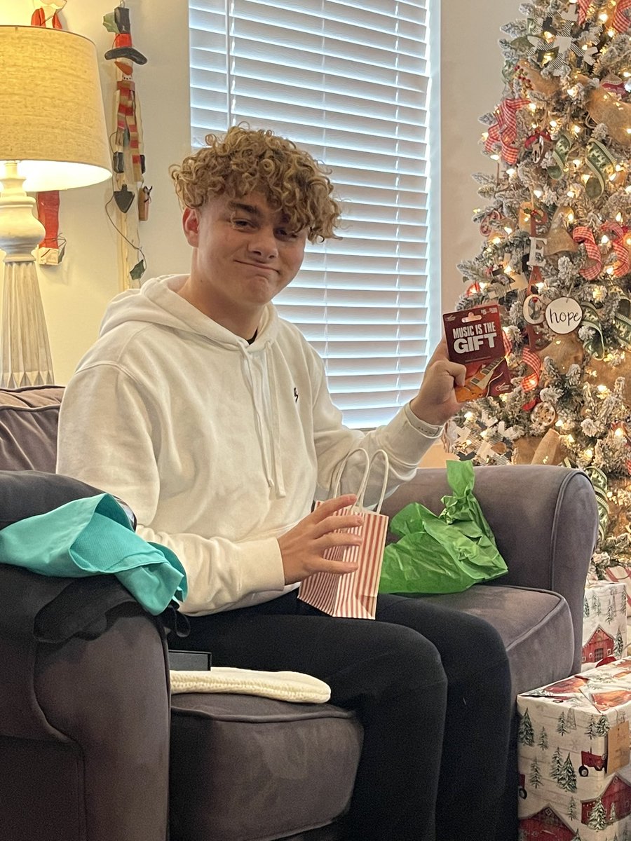 shelliegreg1's tweet photo. Happy 18th @B1ak3G 🥳 https://t.co/jora5en5bF