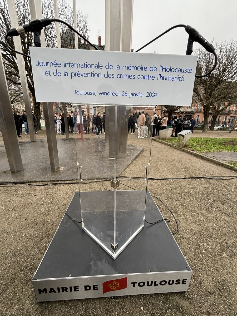 Amélie Mahé tweet media