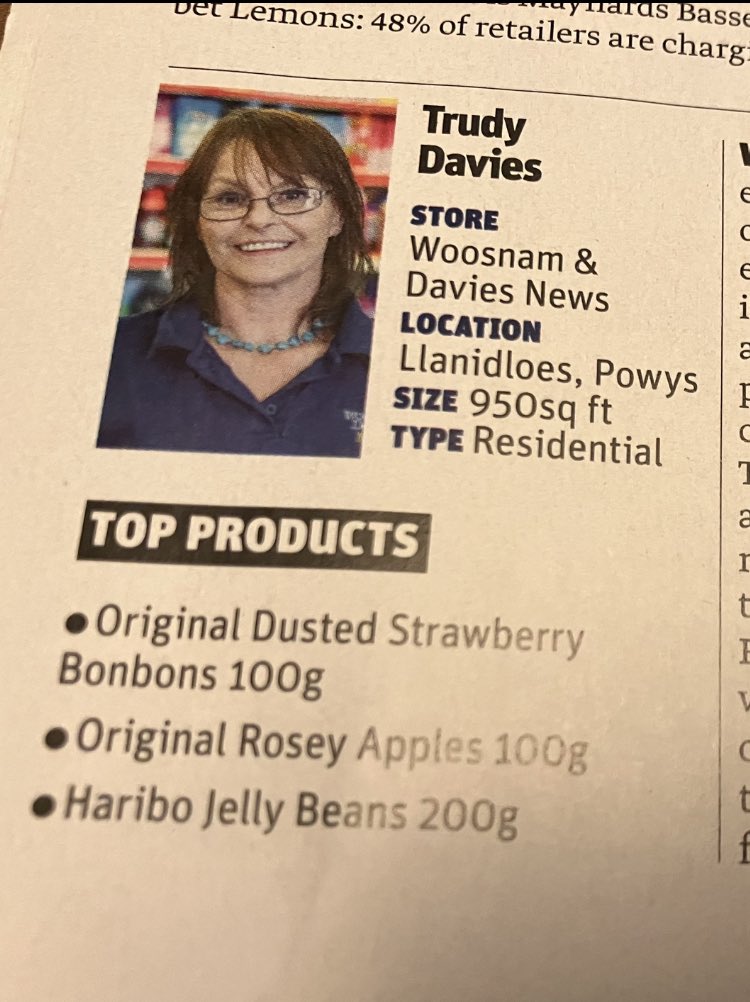 trudydavies1964's tweet photo. The top three sellers in our sweets range at the store …
Which one would you choose though?
Strawberry 🍓 Bonbons
Rosey 🍎 Apples
Jelly 🫘 Beans
#Sweets #confectionary
#WeightOuts #QuarterOf #LessPackaging #Nostalgia #Yesteryear #Woosnam #Llanidloes @ThisIsRN #RetailNews https://t.co/tlDriGNxWs