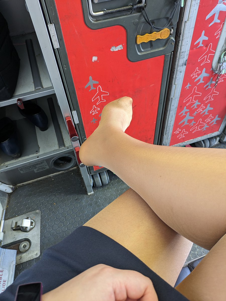 flightchaser99's tweet photo. Crew tights for sale, don't feel lonely on Valentine's. Grab a pair and it's like I'm right next to you🥰
DM for more info x
#femdom #findom #cabincrewtights #feetfetish #nylons #usedtights #forsale #flightattendant #nylonfeet
#heels #tights #feetaddicted #feetphotos https://t.co/p0yXJmWoOF