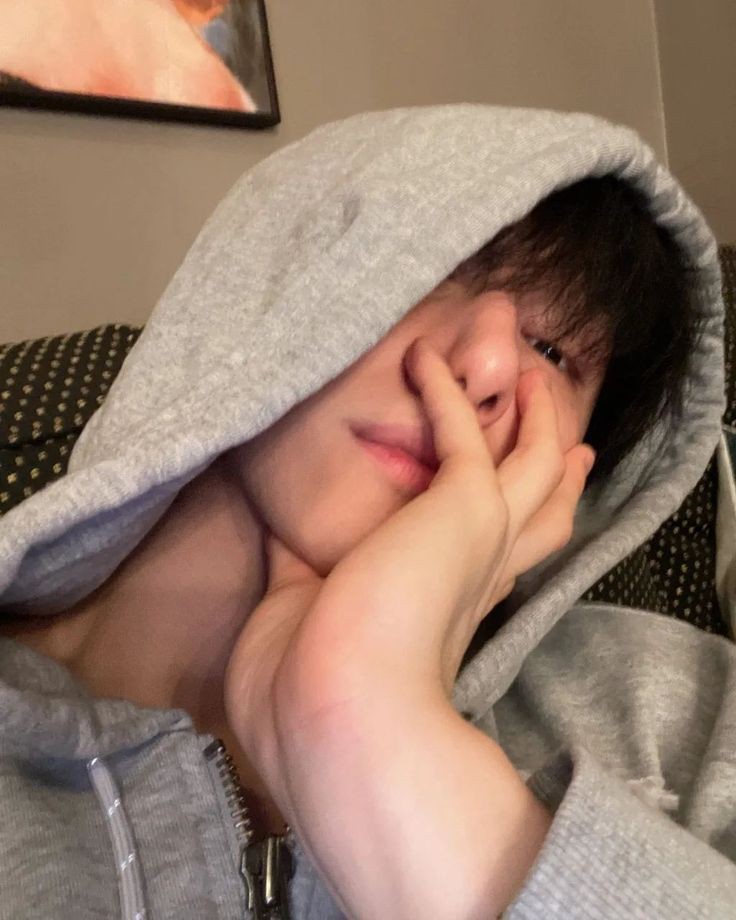 ❃ Hyunwoo. tweet media