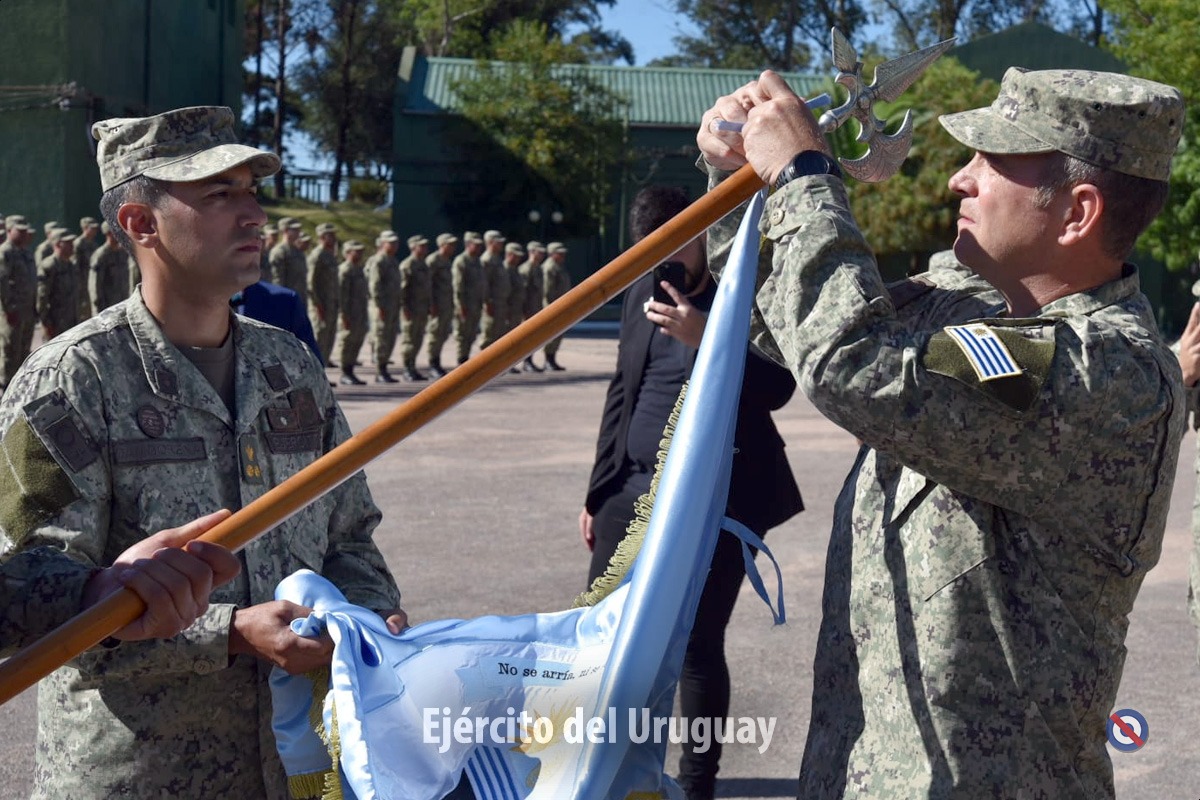 EJÉRCITO DE URUGUAY - Página 44 GExiZFCWcAA2ugi?format=jpg&name=medium