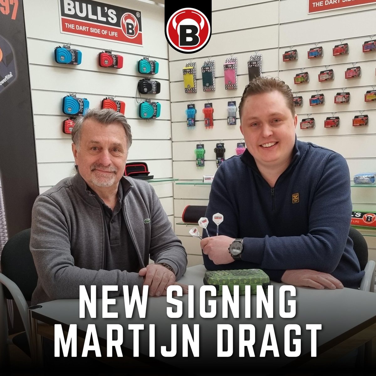 --- New SIGNING ---✍️ 🙌 We were very happy about Martijns visit yesterday and that he is now part of our #BULLSTEAM. 🥳 The entire team wishes you good luck in the upcoming tournaments. 🍀 💪 #BullsDarts #Darts #LoveTheDarts #DartsPlayer #DartSide #Darten