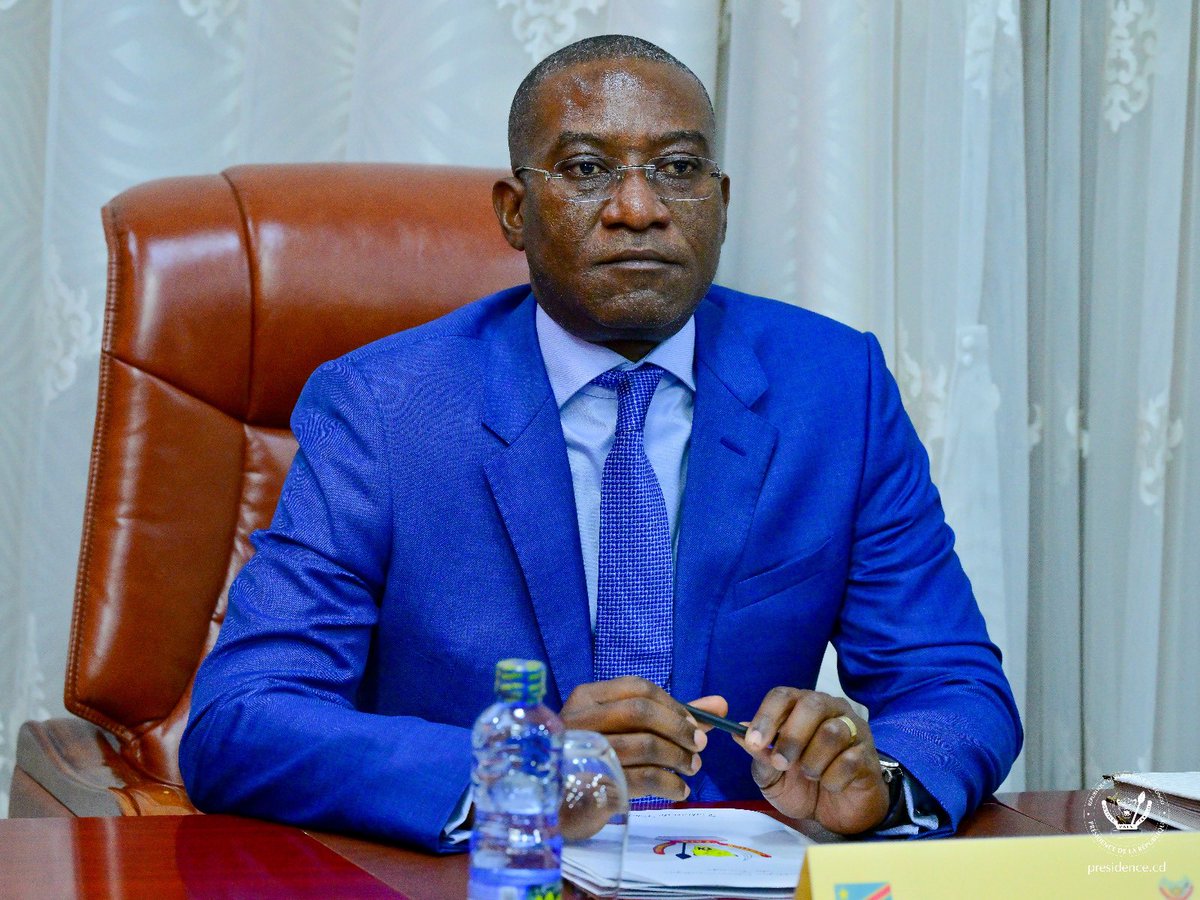 Presidence_RDC's tweet photo. #RDC 26.01.2024 | #CiteUA
Le Chef de l’État Félix Tshisekedi préside, ce vendredi, le 122ème Conseil des ministres pour la revue hebdomadaire des dossiers urgents du pays. Cette réunion est la première depuis l’investiture du Président Tshisekedi pour son second mandat. https://t.co/SuVKVB5o0M