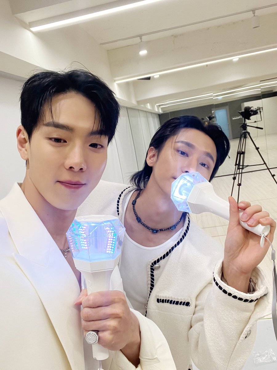 ❃ Hyunwoo. tweet media