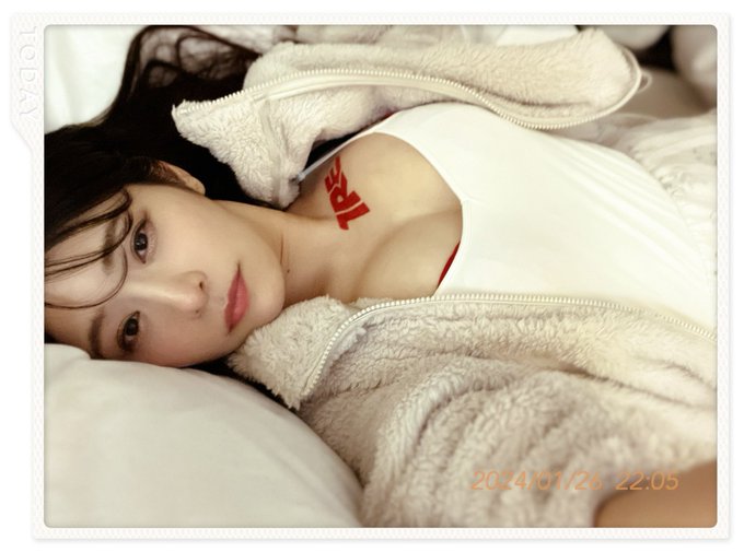 おつかれさま💓  ベッドでゴロゴロ🛌♫ https://t.co/TJ4S8ibR9m<a href="/tag/%E5%8F%B0%E7%81%A3%E6%94%9D%E5%BD%B1%E6%9C%83"class="tags"><span>#台灣攝影會</span></a><a href="/tag/foraver%E6%94%9D%E5%BD%B1%E6%9C%83"class="tags"><span>#foraver攝影會</span></a><a href="/tag/foraver%E6%92%AE%E5%BD%B1%E4%BC%9Ain%E5%8F%B0%E6%B9%BE"class="tags"><span>#foraver撮影会in台湾</span></a>