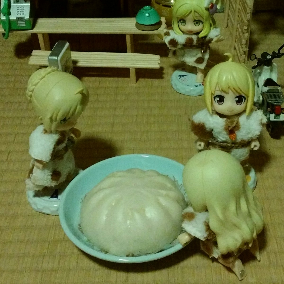 おいお前ら、差し入れだ。

なんか、
どこかから見られてる気がする。
 #キューポッシュ