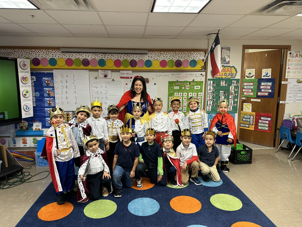 SheydaBorges's tweet photo. Kings and Queens
#amplify
#kindergartenteacherlife
#duallanguageteacher
@ACEDallasISD 
@EdwardTitche 
@dallasschools https://t.co/1kuMxYFRne