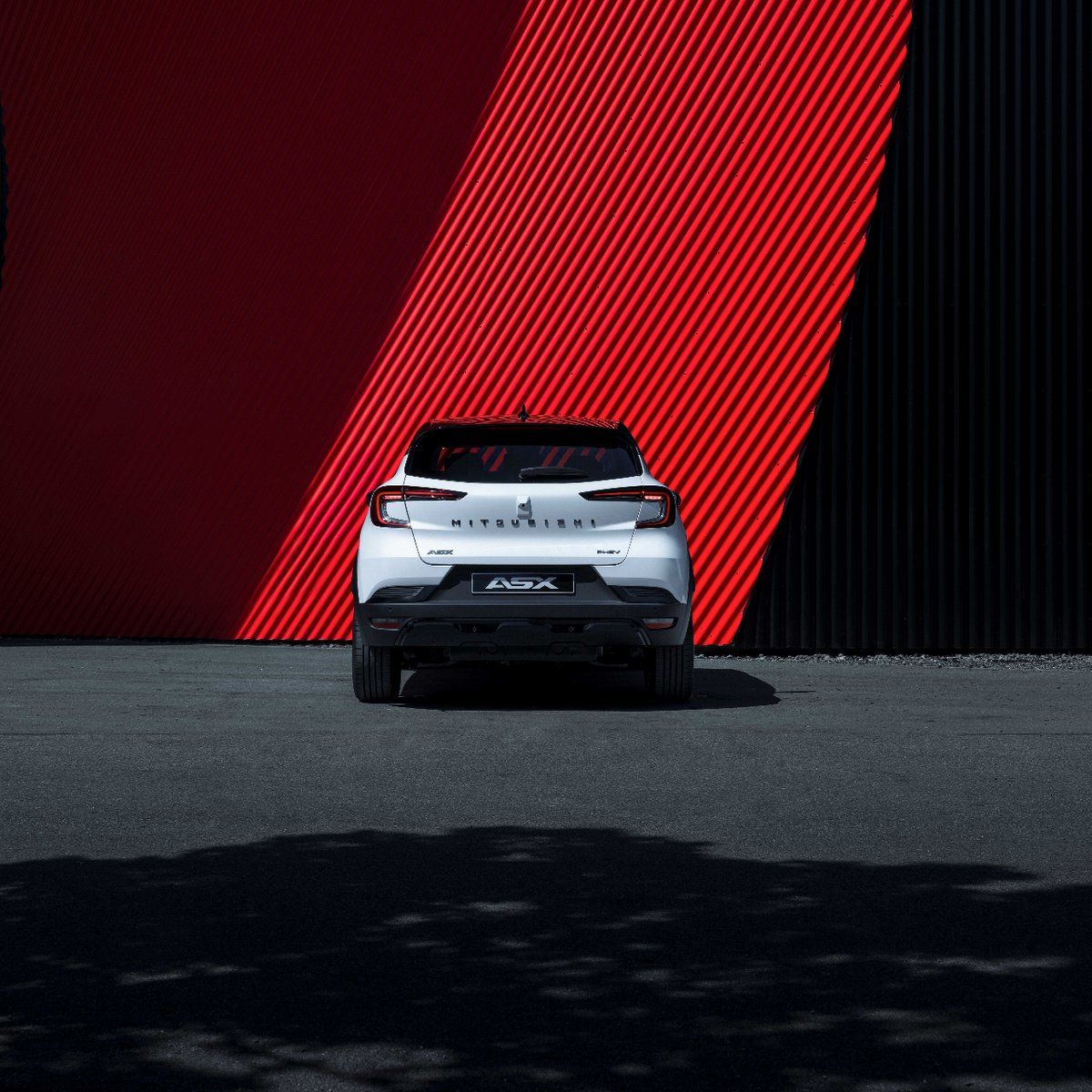IcamotorCanaria's tweet photo. El Mitsubishi ASX,  SUV compacto donde cada detalle está diseñado para garantizar la máxima seguridad y confort en la conducción para ti y los tuyos.

#Icamotor #Mitsubishi #Icaservice #Canarias #MitsubishiMotors #ASX #PerfectoParaTi https://t.co/ZZy9BcKsSG