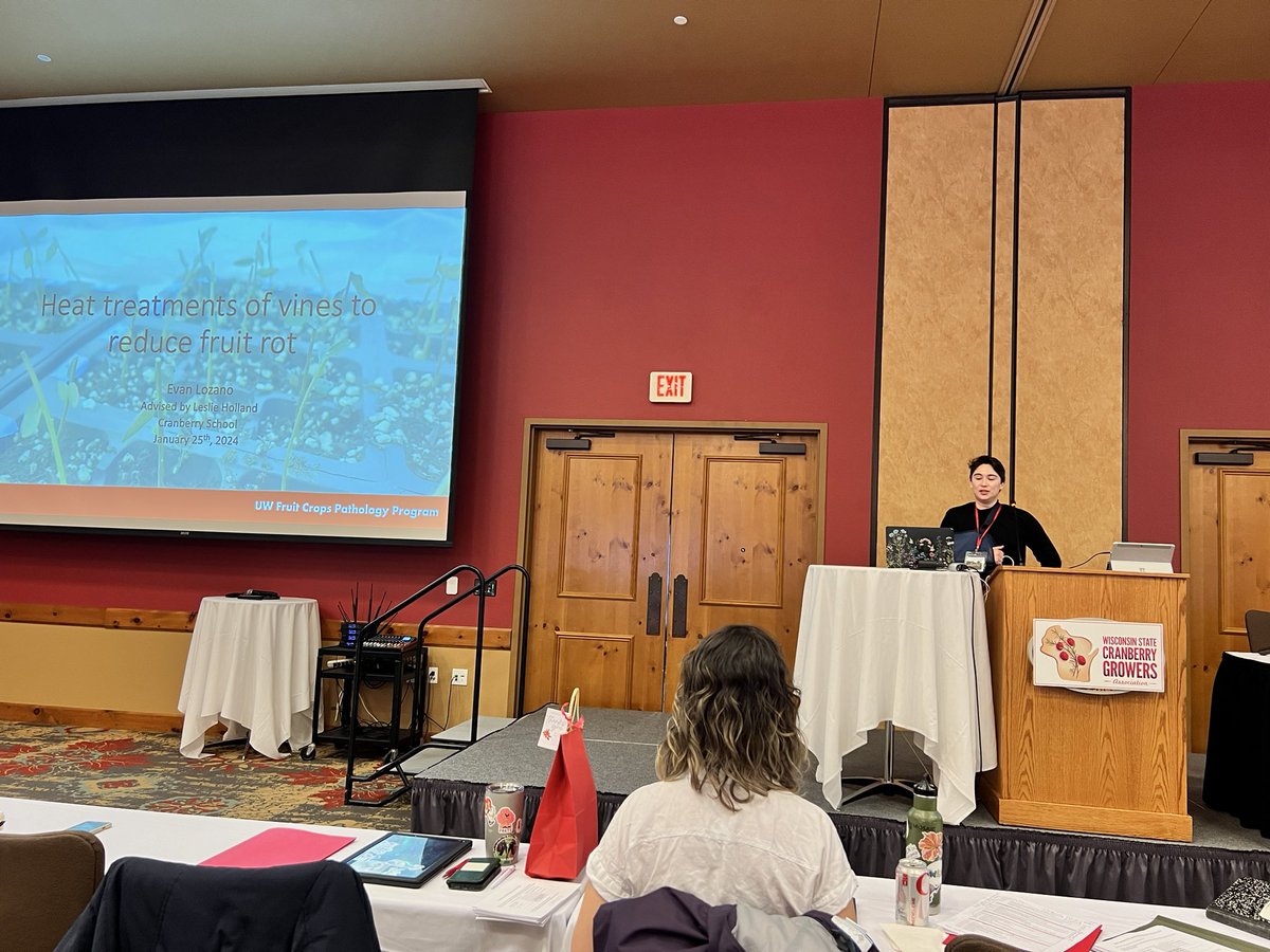 Leslie Holland, PhD tweet media