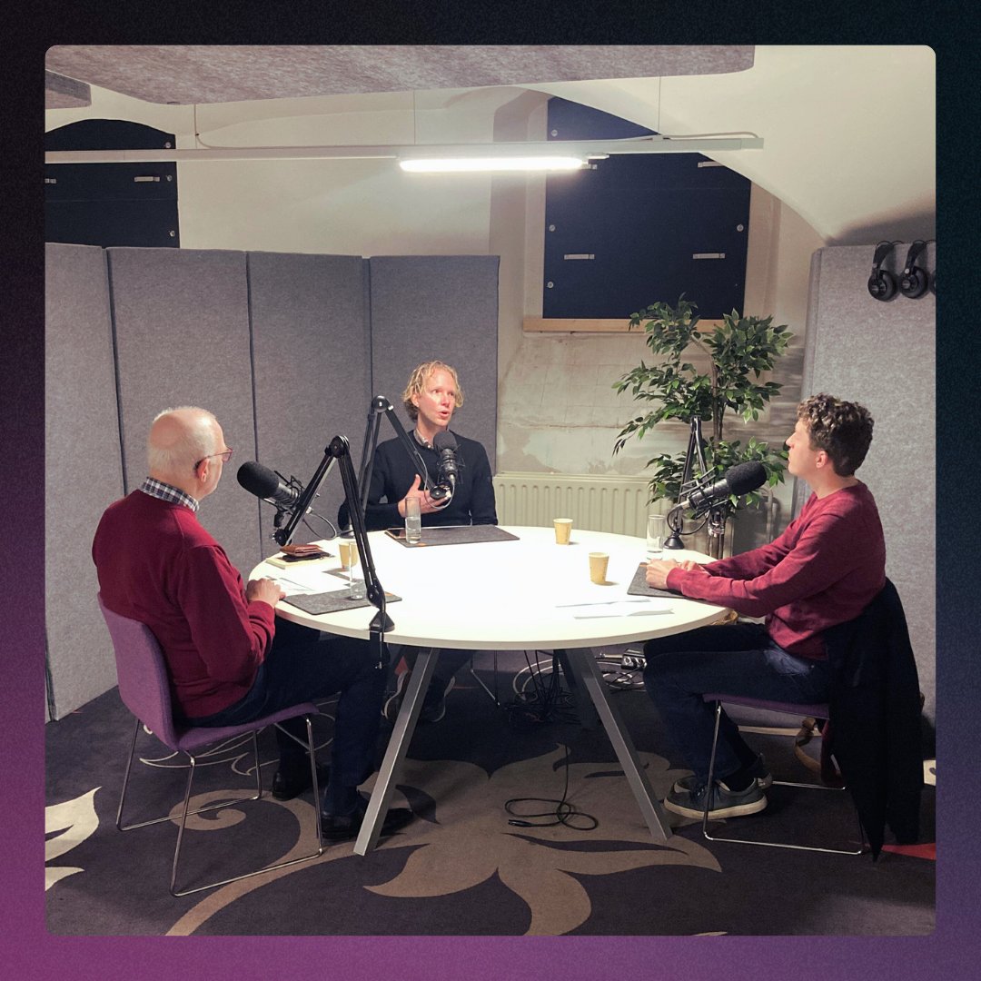 In deze aflevering een gesprek met theoloog Bert de Leede en psycholoog Joël van Aalderen over ons verlangen naar rust.

Luister in je podcastapp of via bit.ly/42lyzWb