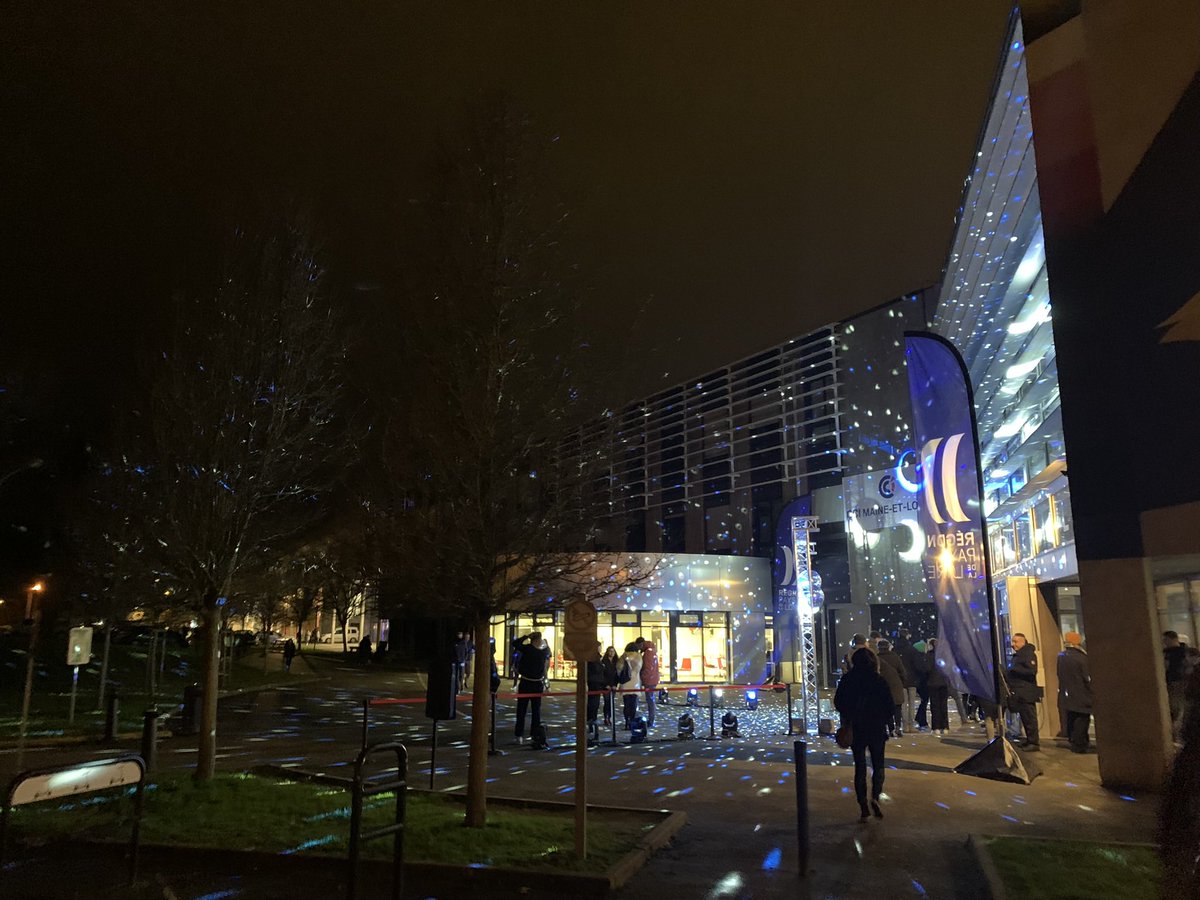 Collégiens lycéens étudiants : venez découvrir votre futur #metier en rencontrant des professionnels (plus de 200) ce soir à Angers @CCI49  
m.maineetloire.cci.fr/nuit-orientati…