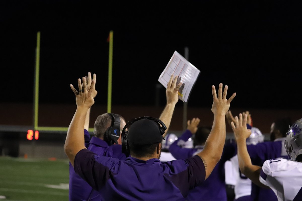 COACHJCLANCY's tweet photo. @KleinCain TOY says GET'EM UP! #4sUpFriday
Congrats @CAT5AthleteLab on this most deserving honor! #BuiltDifferent #REIGNCAIN https://t.co/1p3RCItXBD