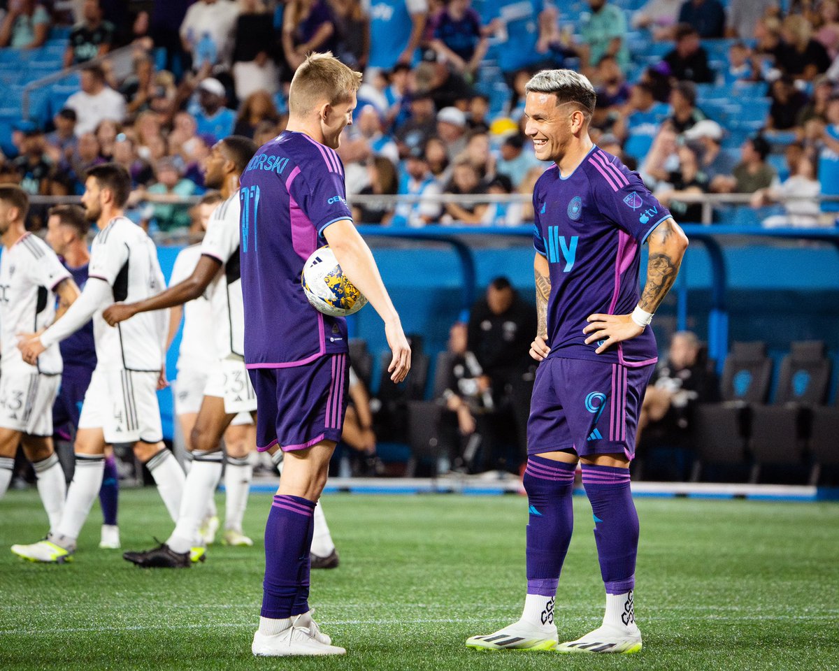 TopBin90 tweet media