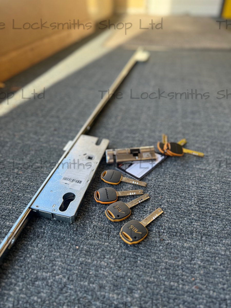 LocksmithsShop's tweet image. Replacement ready to be installed next week ABS Secure. High Security Locks. Being installed and new Winkhaus mech strip Master Locksmiths Association MLA #locksmithservice #CheamVillage #professionalservice Cheam  #neighbourhoodwatch