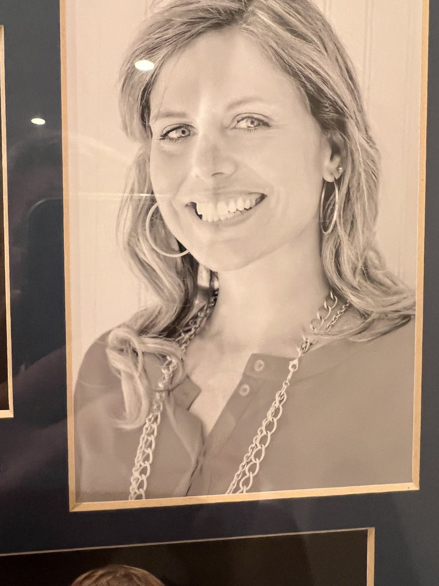 Only a father’s view of his special daughter … what a beautiful young lady , a caring and sharing teacher , a wonderful wife and most of all the best Mom our 3 grandkids could ever have . Happy Birthday Lora Whit