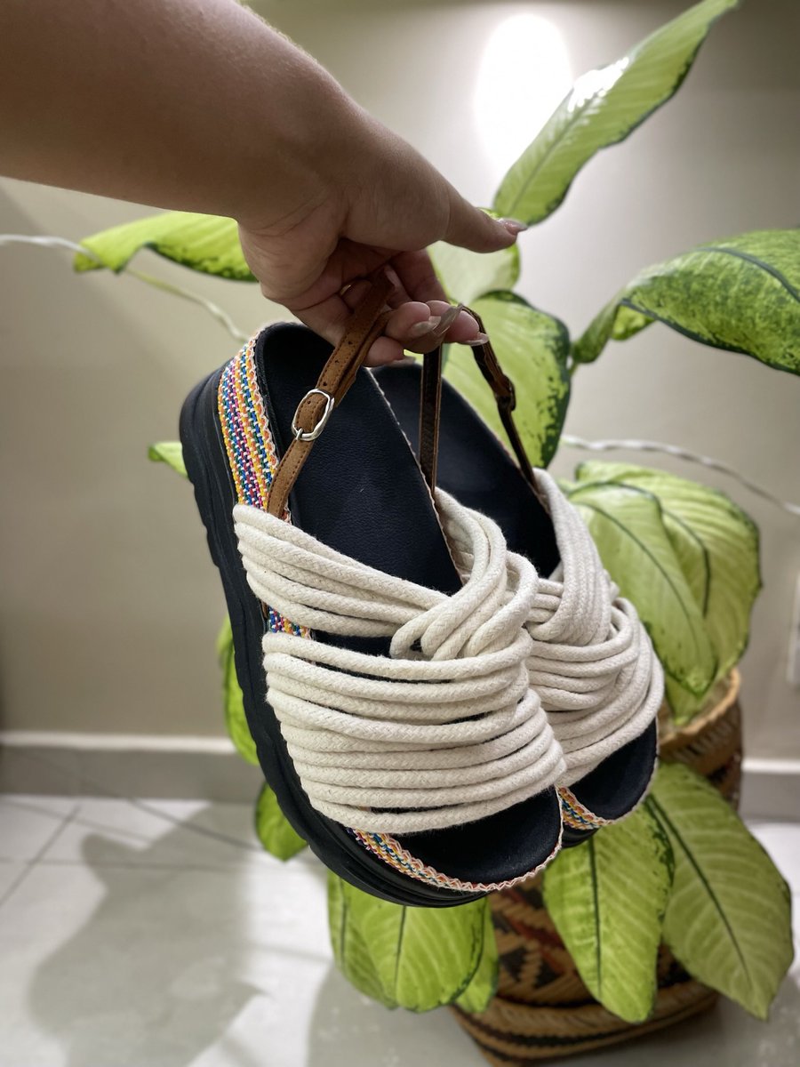 docevicioshoes's tweet photo. BIRKEN FLORA TEM NOSSOS CORAÇÕES POR AQUI 🫶🏻 https://t.co/NF9qqjJgIO