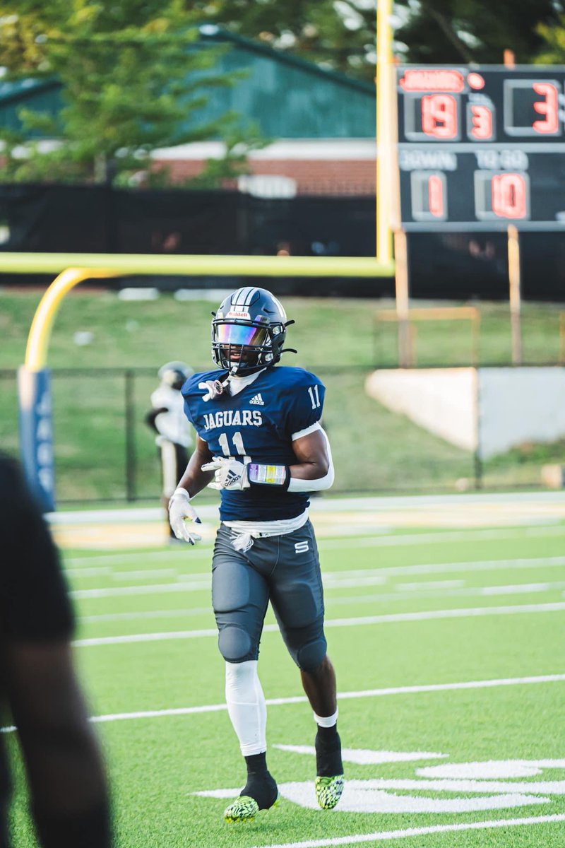 hudl.com/v/2Lfua9
Full JR SEASON HIGHLIGHTS DONT WANT TO MISS OUT COACH!!
5'11 RB/ATH <a href="/247Sports/">247Sports</a> <a href="/high_spalding/">Spalding High Football</a> <a href="/CoachBanks2008/">Gary Banks</a> <a href="/RecruitGeorgia/">Recruit Georgia</a> <a href="/20_DSims/">David Sims</a> <a href="/RustyMansell_/">Rusty Mansell</a> <a href="/CarlKearneyJr1/">Coach Kearney</a>