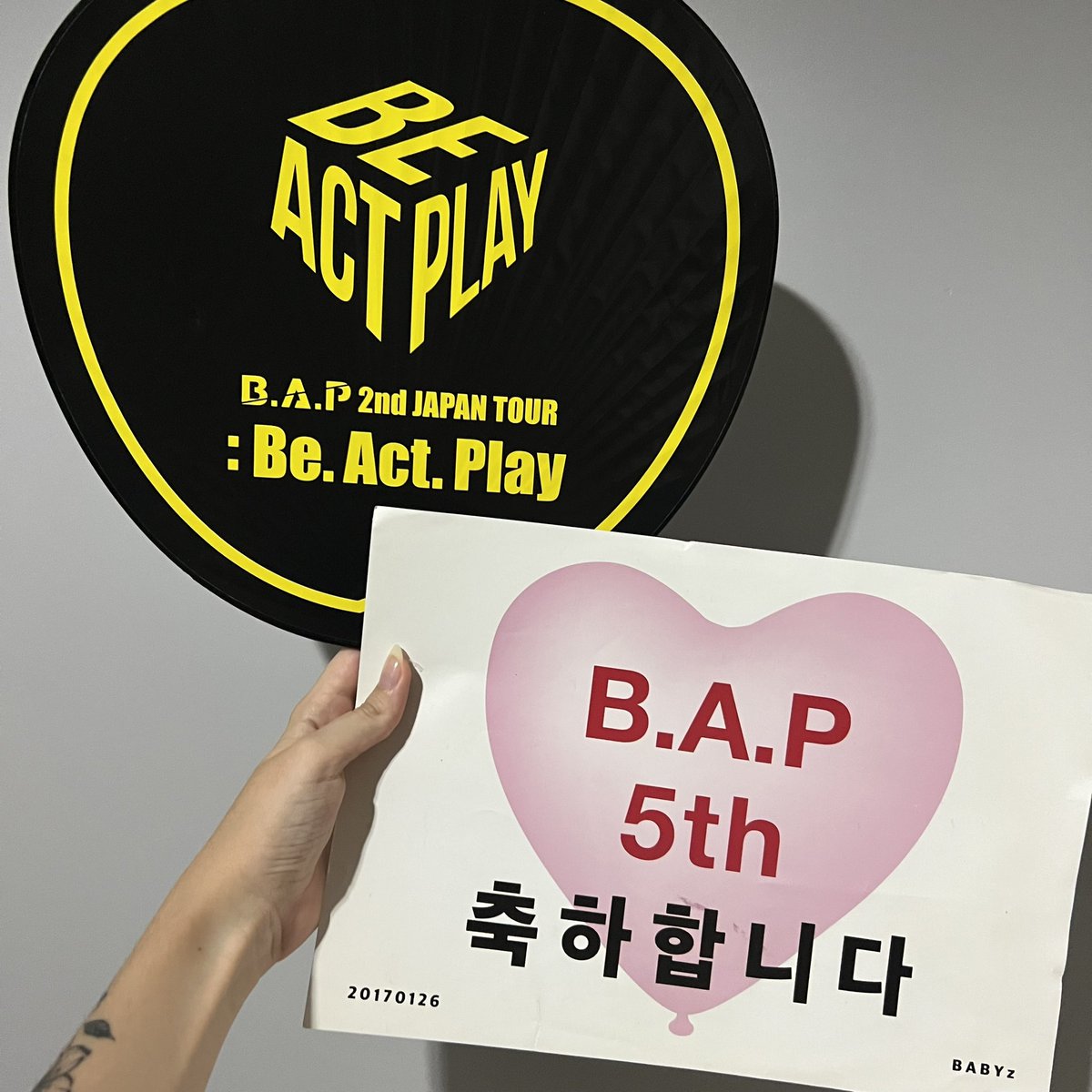 junhongpabo's tweet photo. 7 years ago I went to Japan to celebrate another year of B.A.P with them. It's 2024 already and I'm still a baby. Forever with you 🫰 

Once a BABY, forever a BABY! @ZELO96 @BAP_Bangyongguk @official_JDH93 @jongup_official @BAP_Youngjae https://t.co/RWQGWBvgkV