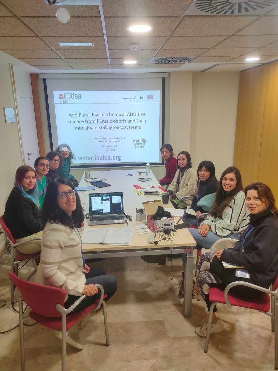 Esta semana asistimos a la presentación del proyecto AddiPlaS "Plastic chemical ADDitive release from PLAstic debris and their mobility in Soil agroecosystems"

¡Feliz inicio de proyecto!

#microplásticos #aditivos #suelo #investigación
#microplastics #additives #science