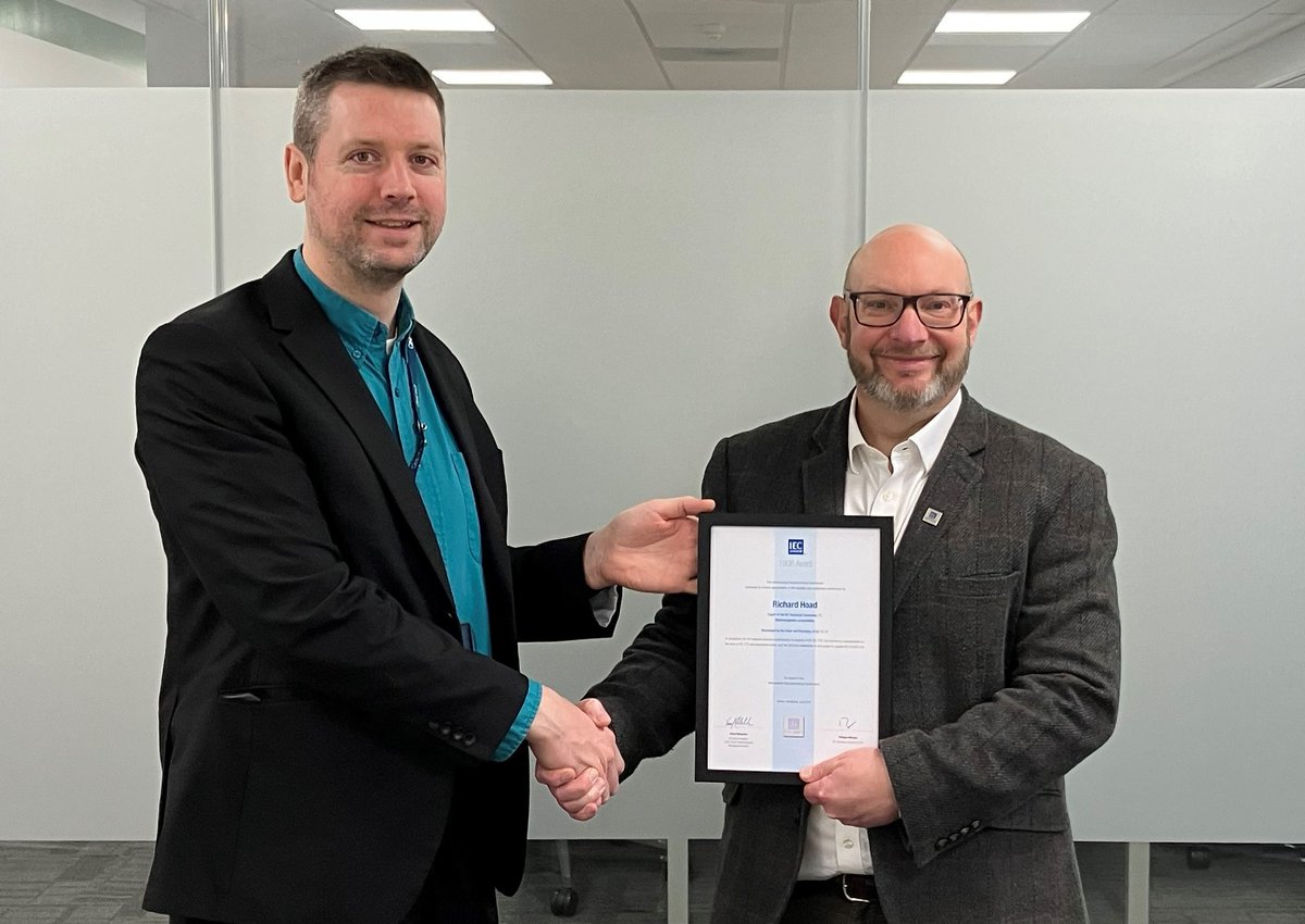 We are proud to announce that Dr Richard Hoad, QinetiQ Senior Fellow, has been honoured with the prestigious International Electrotechincal Commissions 1906 Award from the #IEC! 🏆 
#Electrotechnical #Electronictechnologies