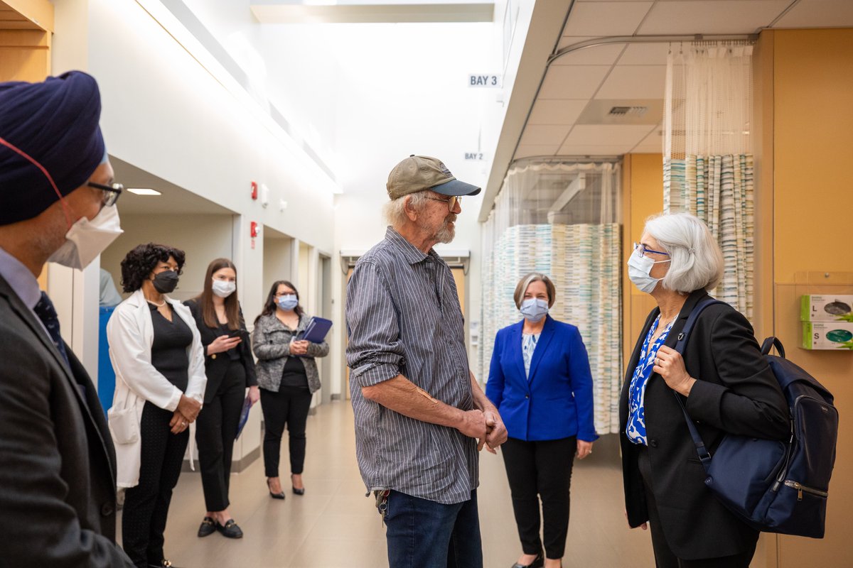President Biden’s PACT Act expanded lung cancer screenings for millions of veterans, to catch lung cancer early & save lives.

Director Prabhakar visited the Palo Alto VA Medical Center—they’re delivering better care to veterans, thanks to the PACT Act & the #BidenCancerMoonshot.